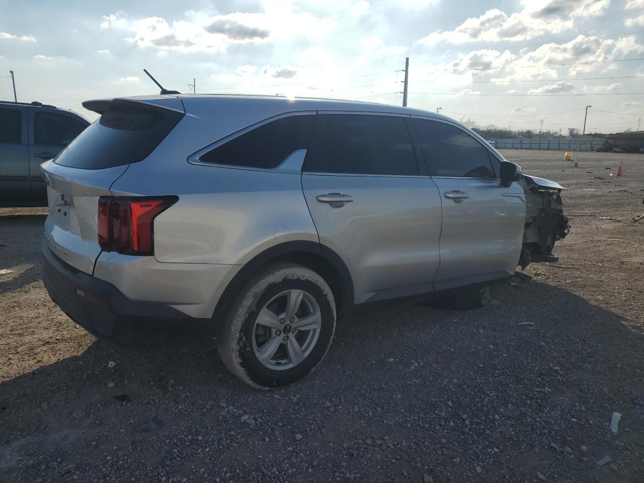 2021 Kia Sorento - Image 3