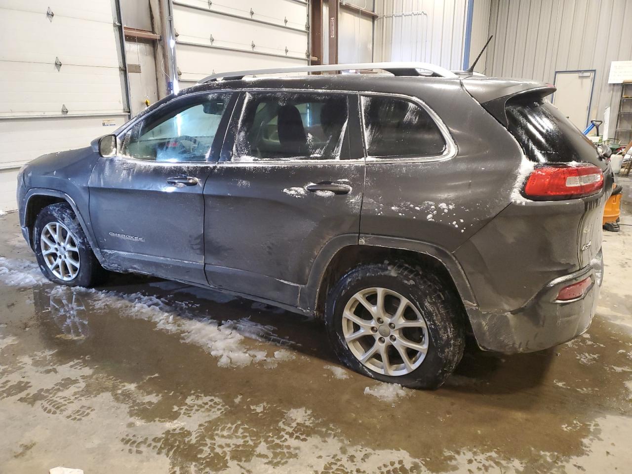 2014 Jeep Grand Cherokee - Image 2