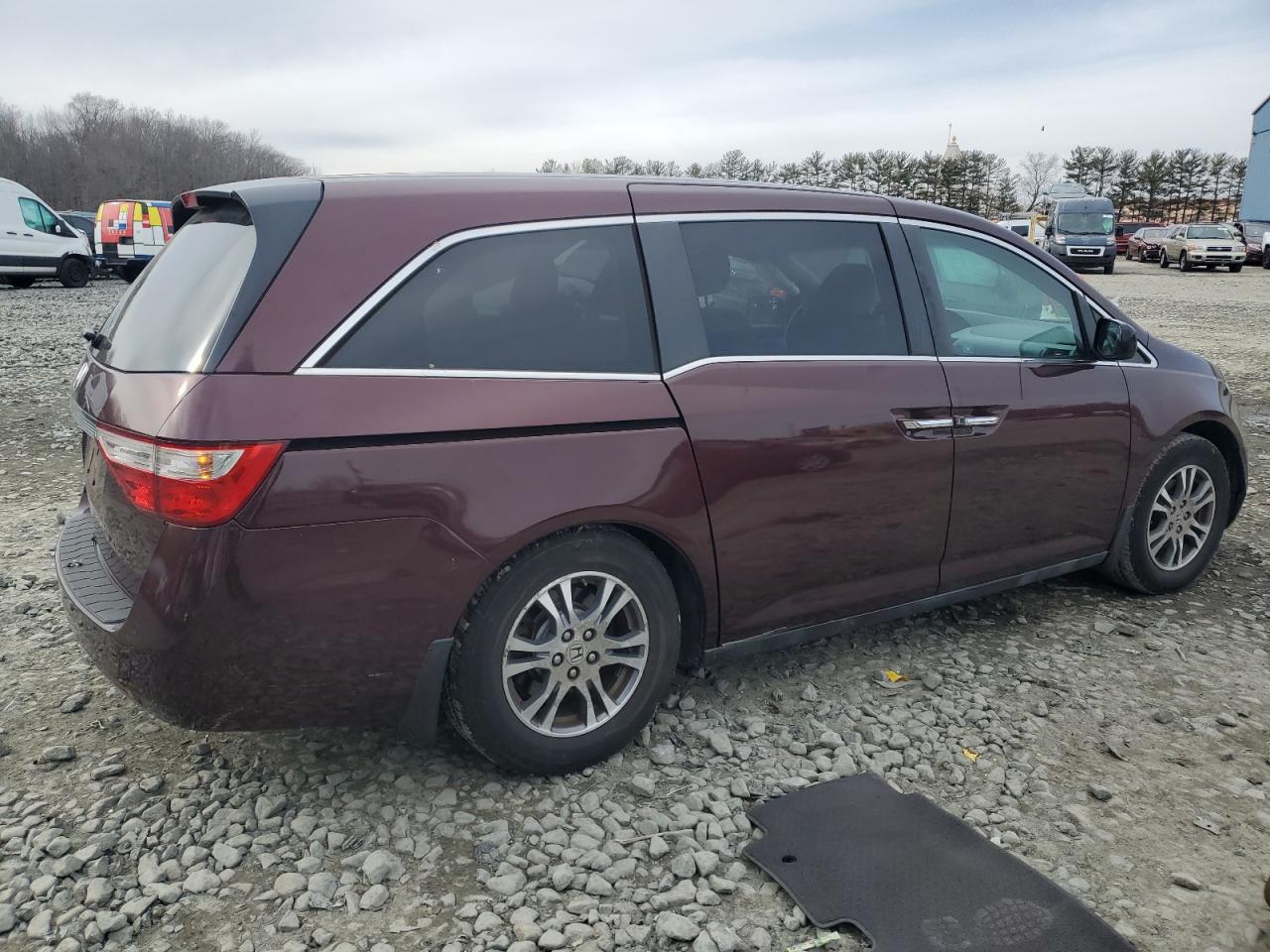 2011 Honda Odyssey - Image 3