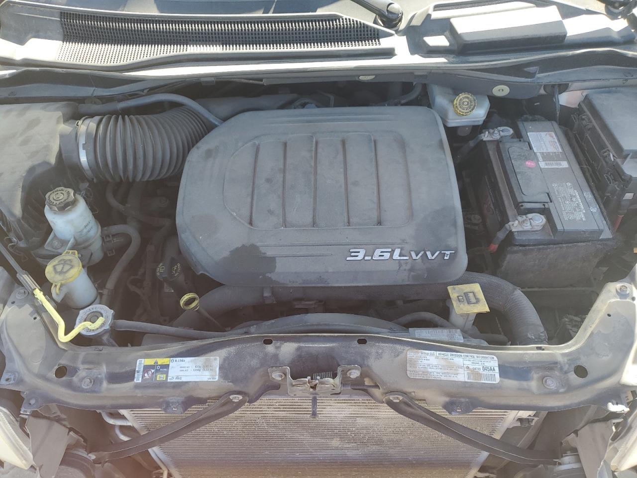 2013 Dodge Caravan - Image 12
