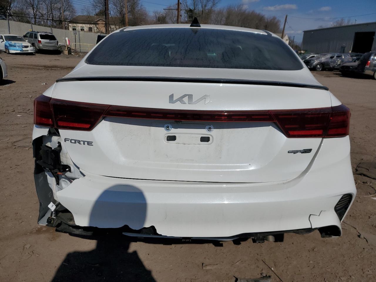 2024 Kia Forte - Image 6