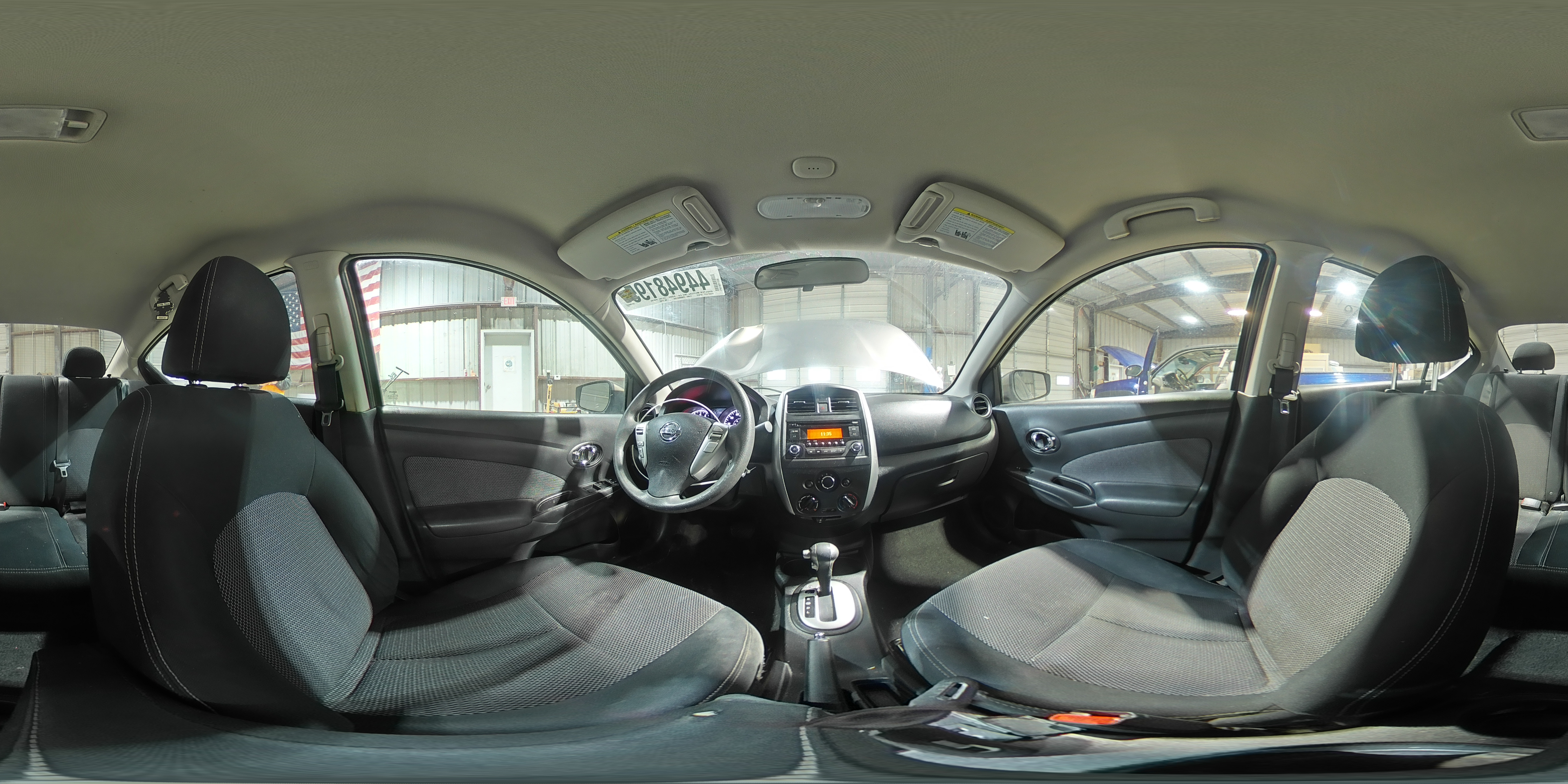 2015 Nissan Versa - Image 12
