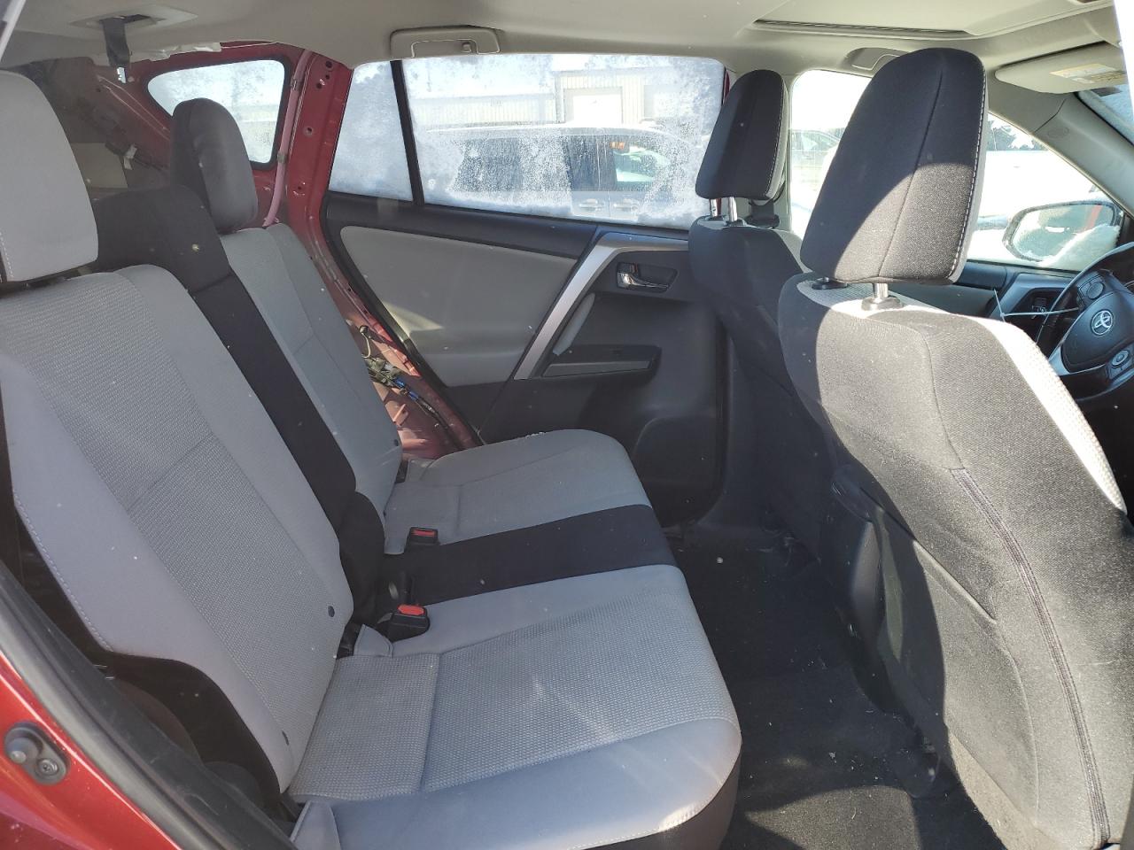 2017 Toyota RAV 4 - Image 11