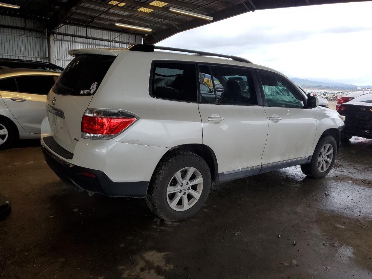2013 Toyota Highlander - Image 3