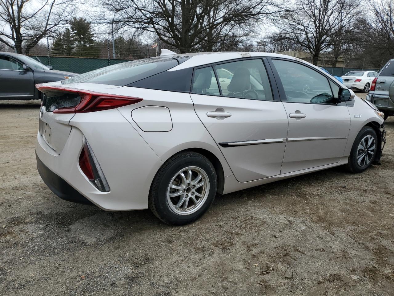2019 Toyota Prius - Image 3
