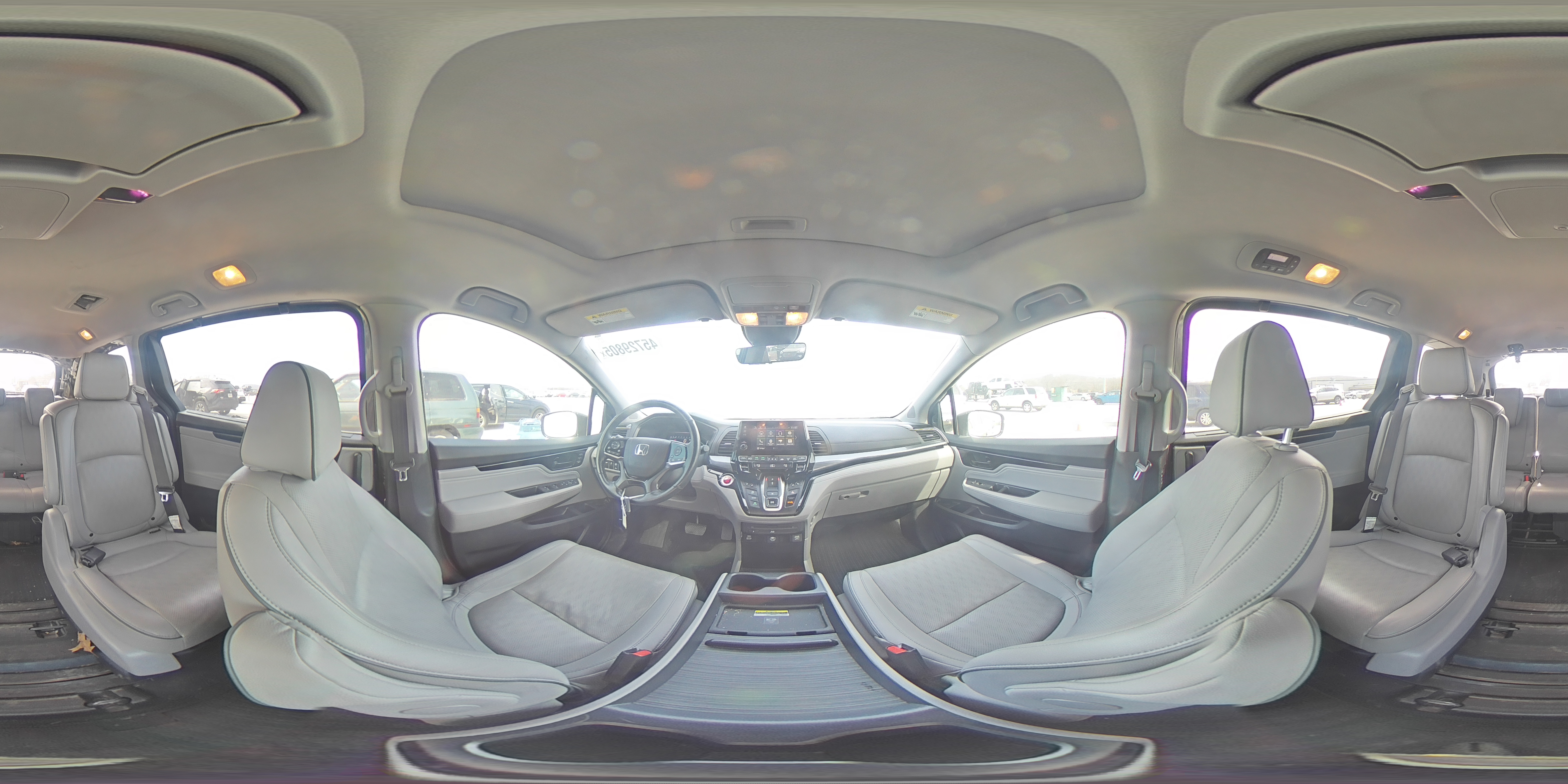 2022 Honda Odyssey - Image 13