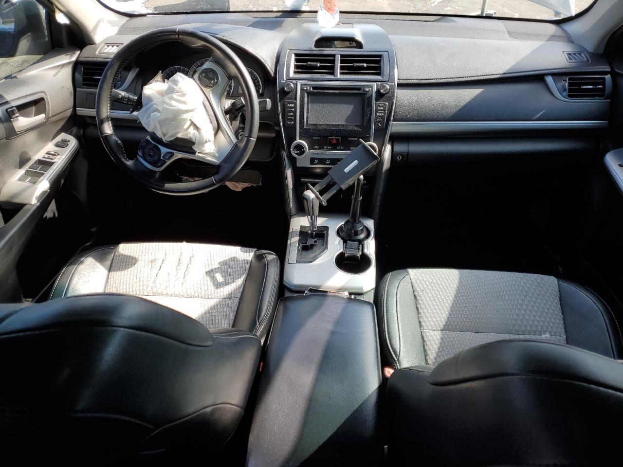 2014 Toyota Camry - Image 8
