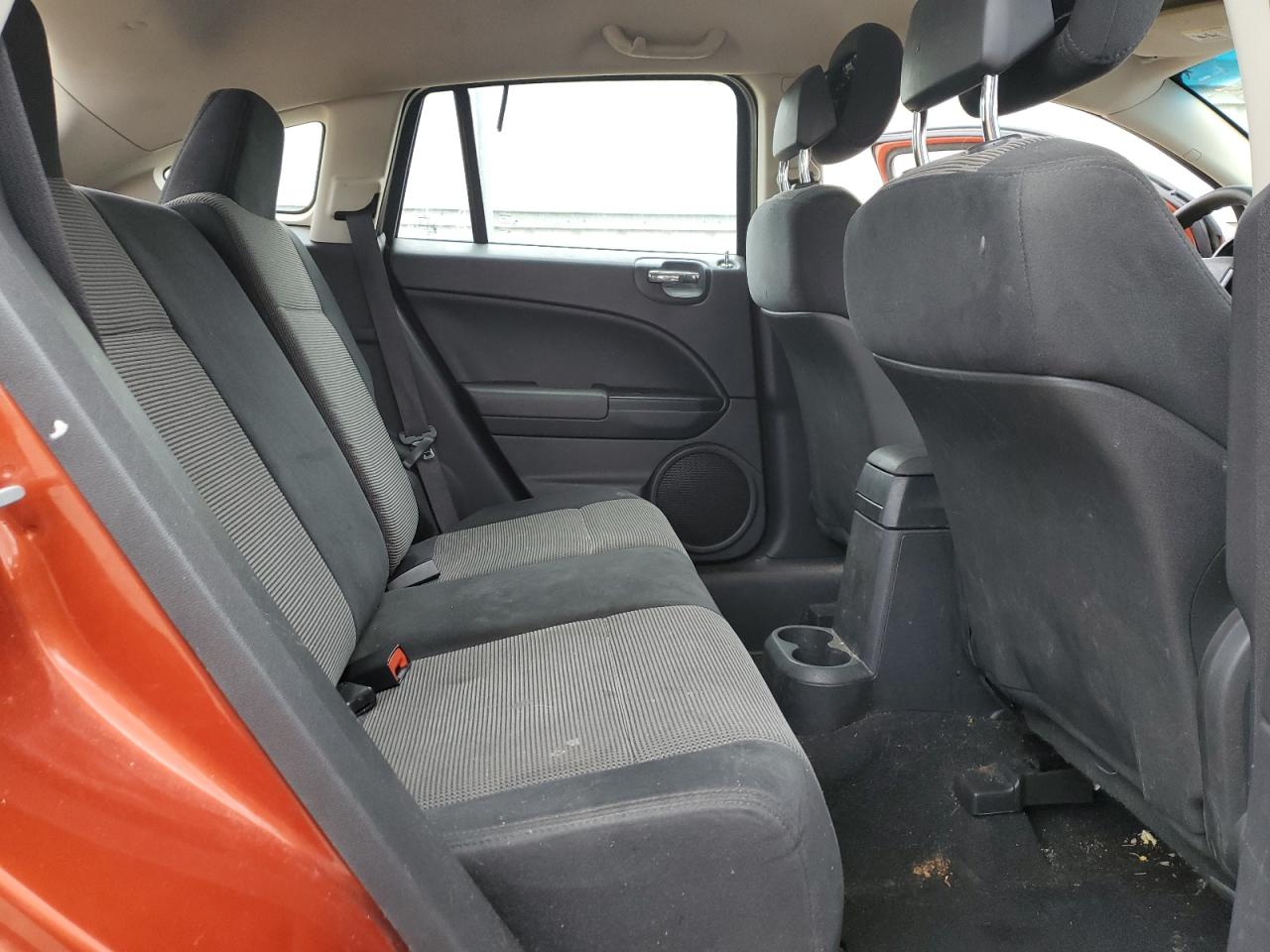 2010 Dodge Caliber - Image 12