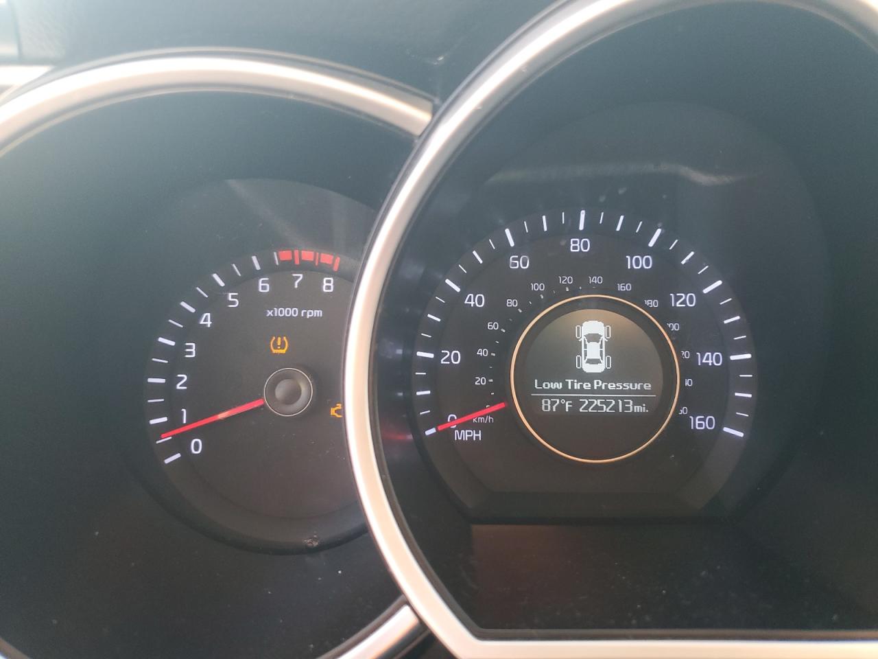 2015 Kia Optima - Image 9