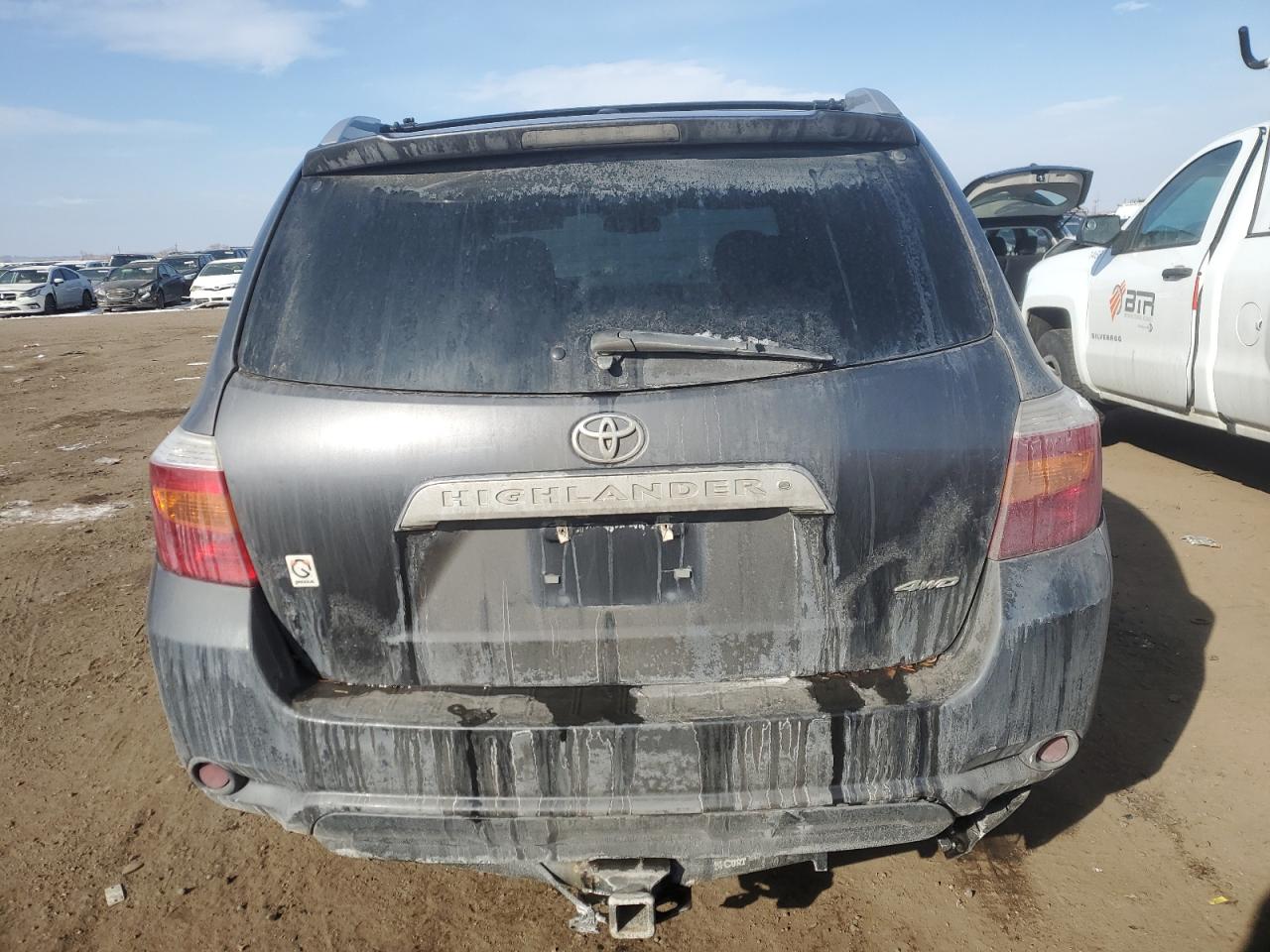 2010 Toyota Highlander - Image 6