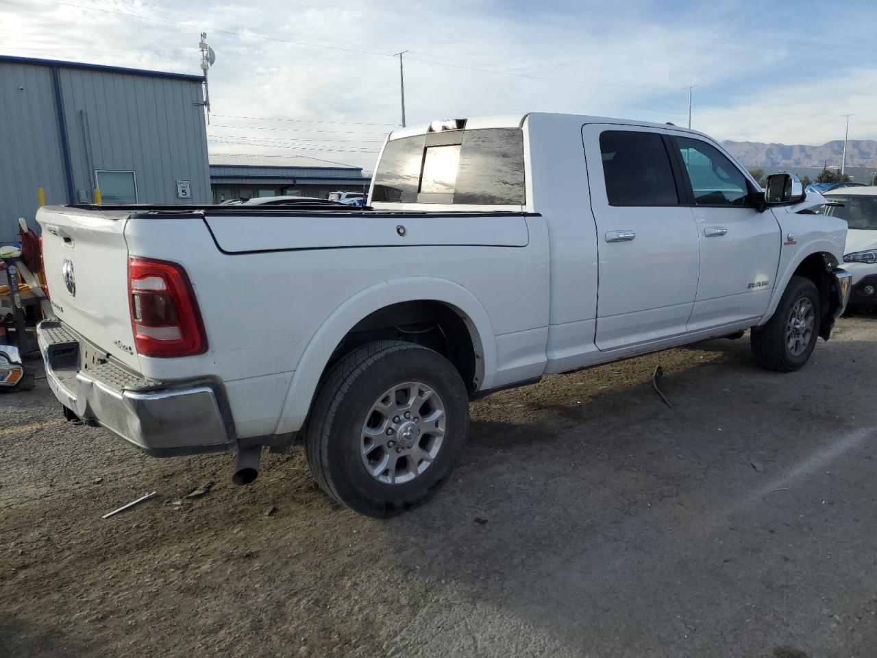 2020 RAM 3500 - Image 3
