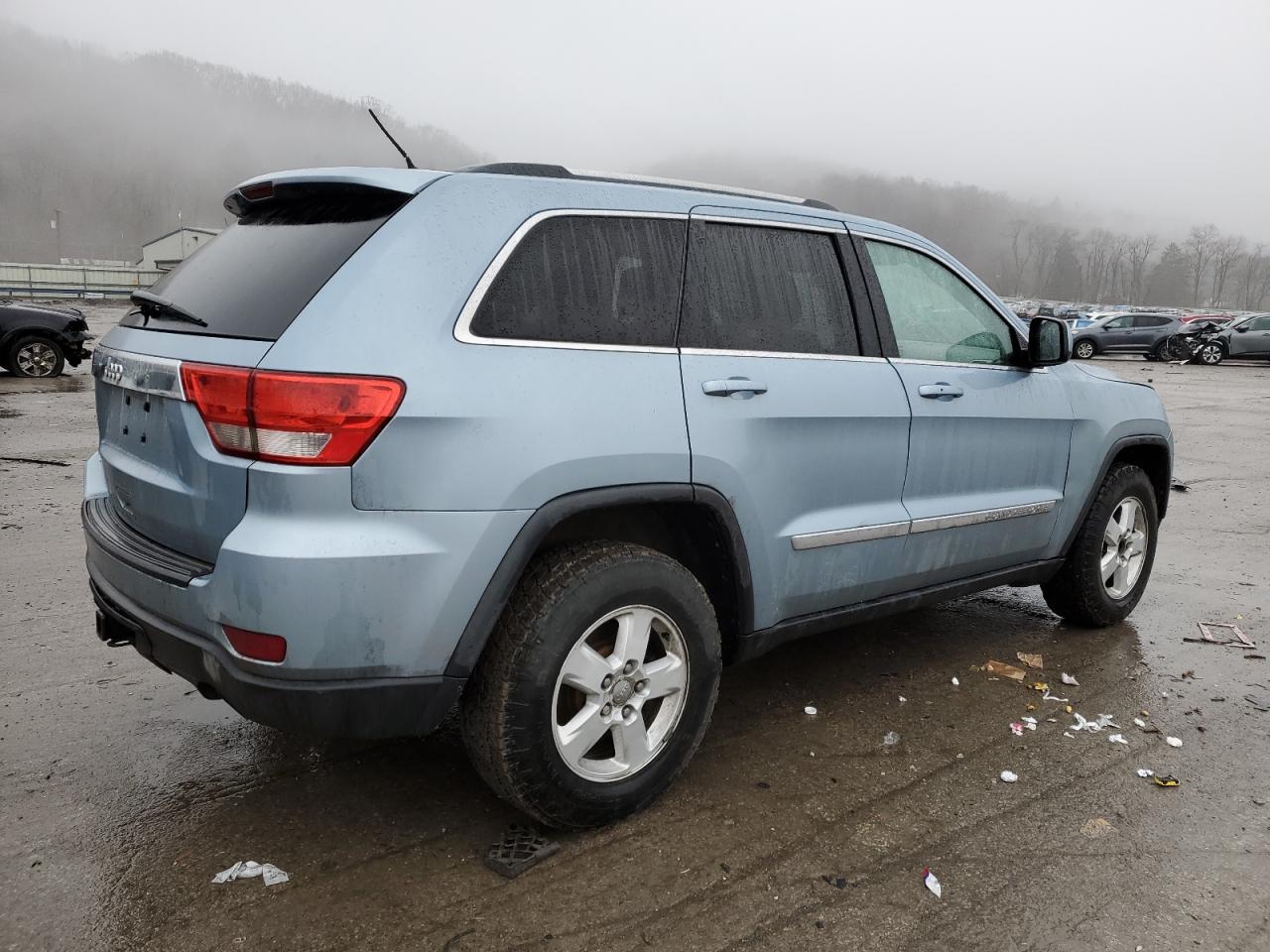 2013 Jeep Grand Cherokee - Image 3