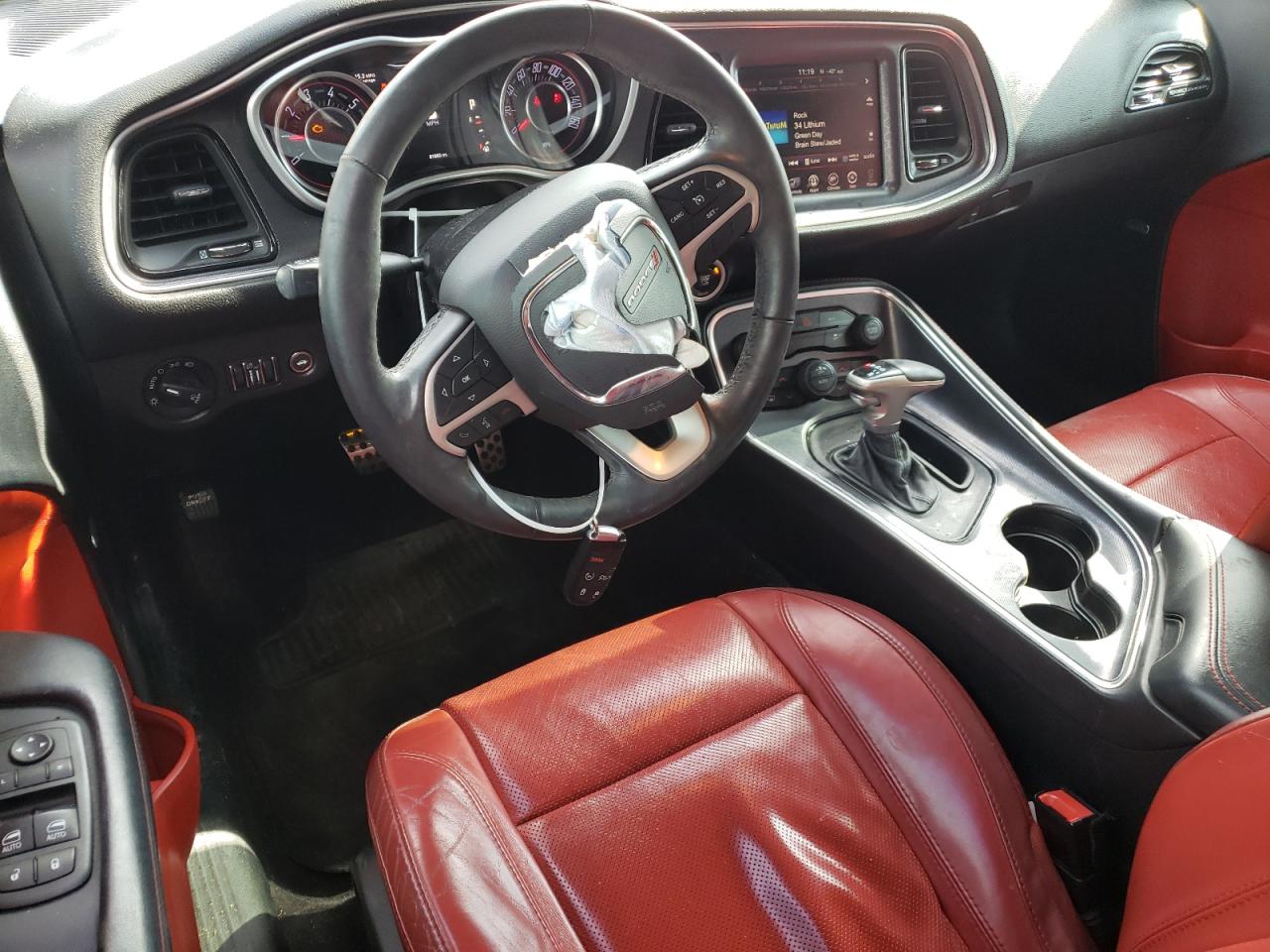 2015 Dodge Challenger - Image 8
