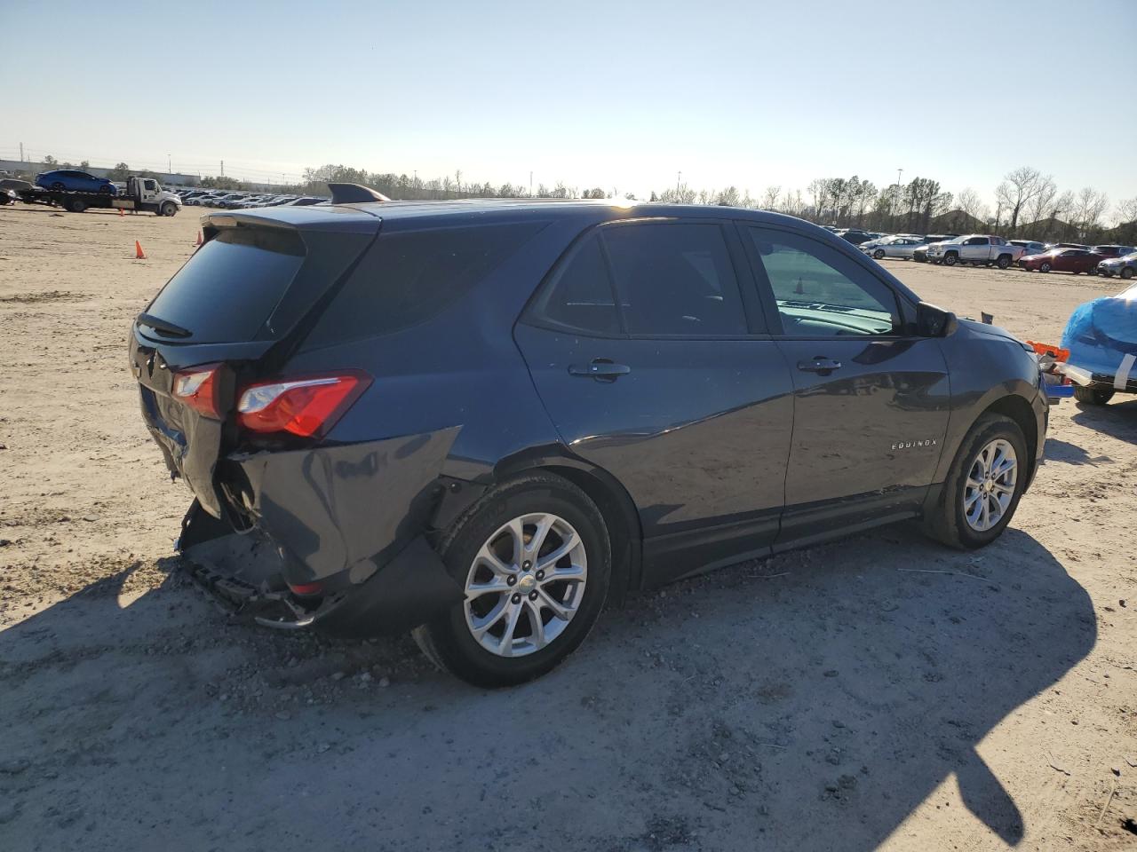 2018 Chevrolet Equinox - Image 3