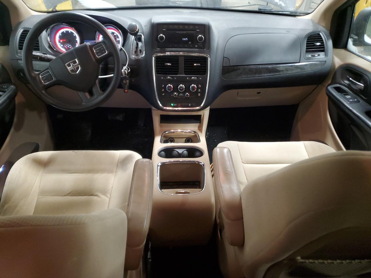 2015 Dodge Caravan - Image 8