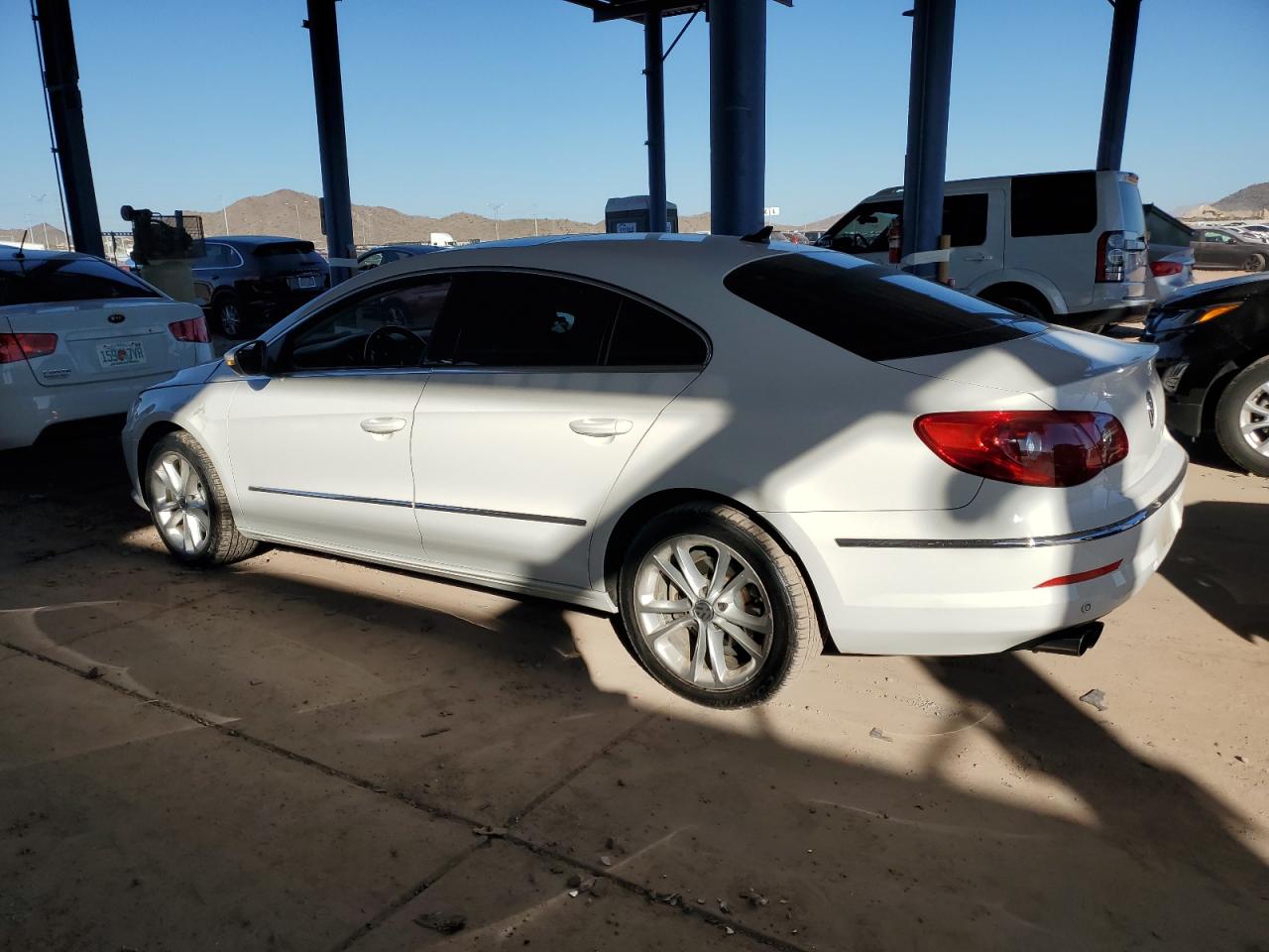 2009 Volkswagen Passat CC - Image 2