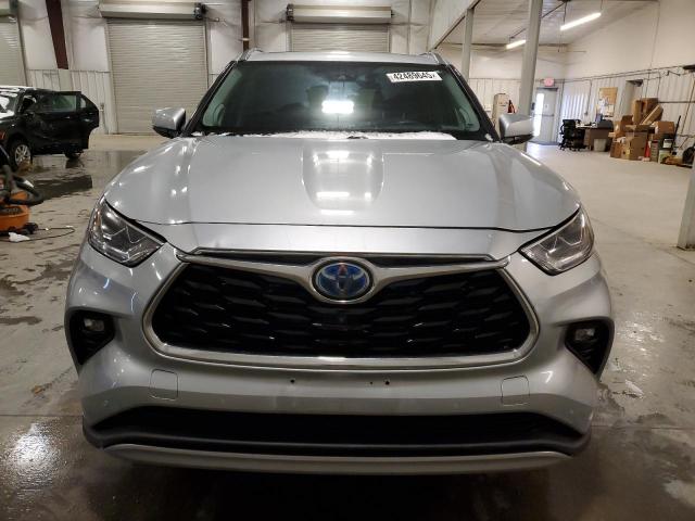 TOYOTA HIGHLANDER 2021 Серебристый
