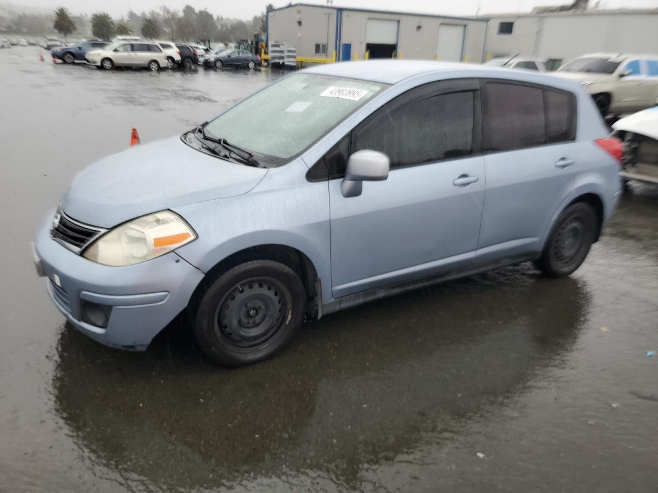 2010 Nissan Versa - Image 1