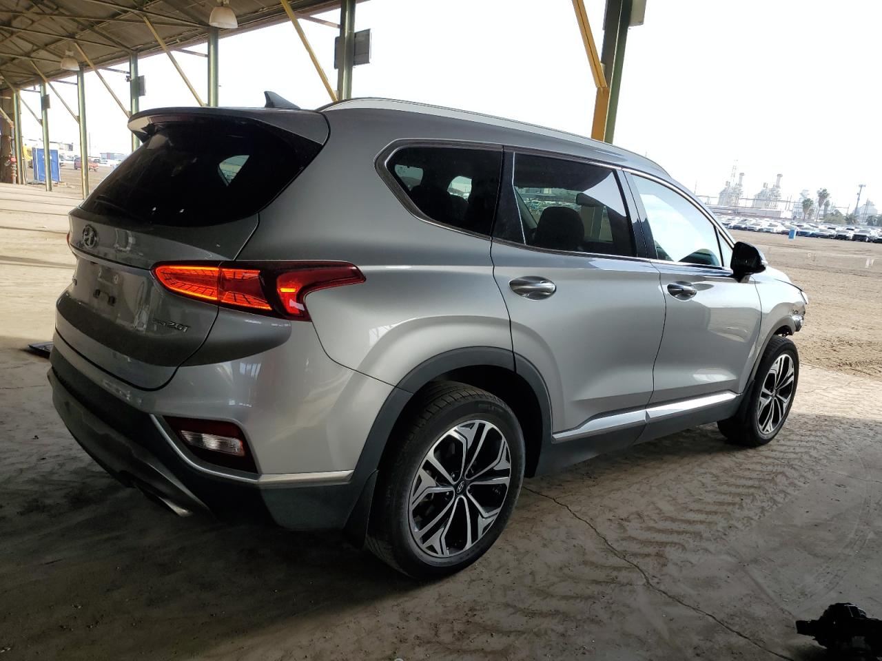 2020 Hyundai Santa Fe - Image 3