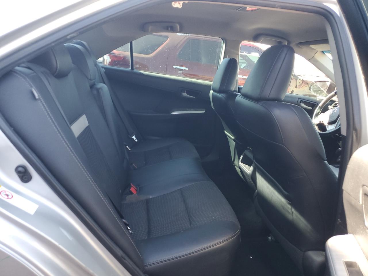 2013 Toyota Camry - Image 10