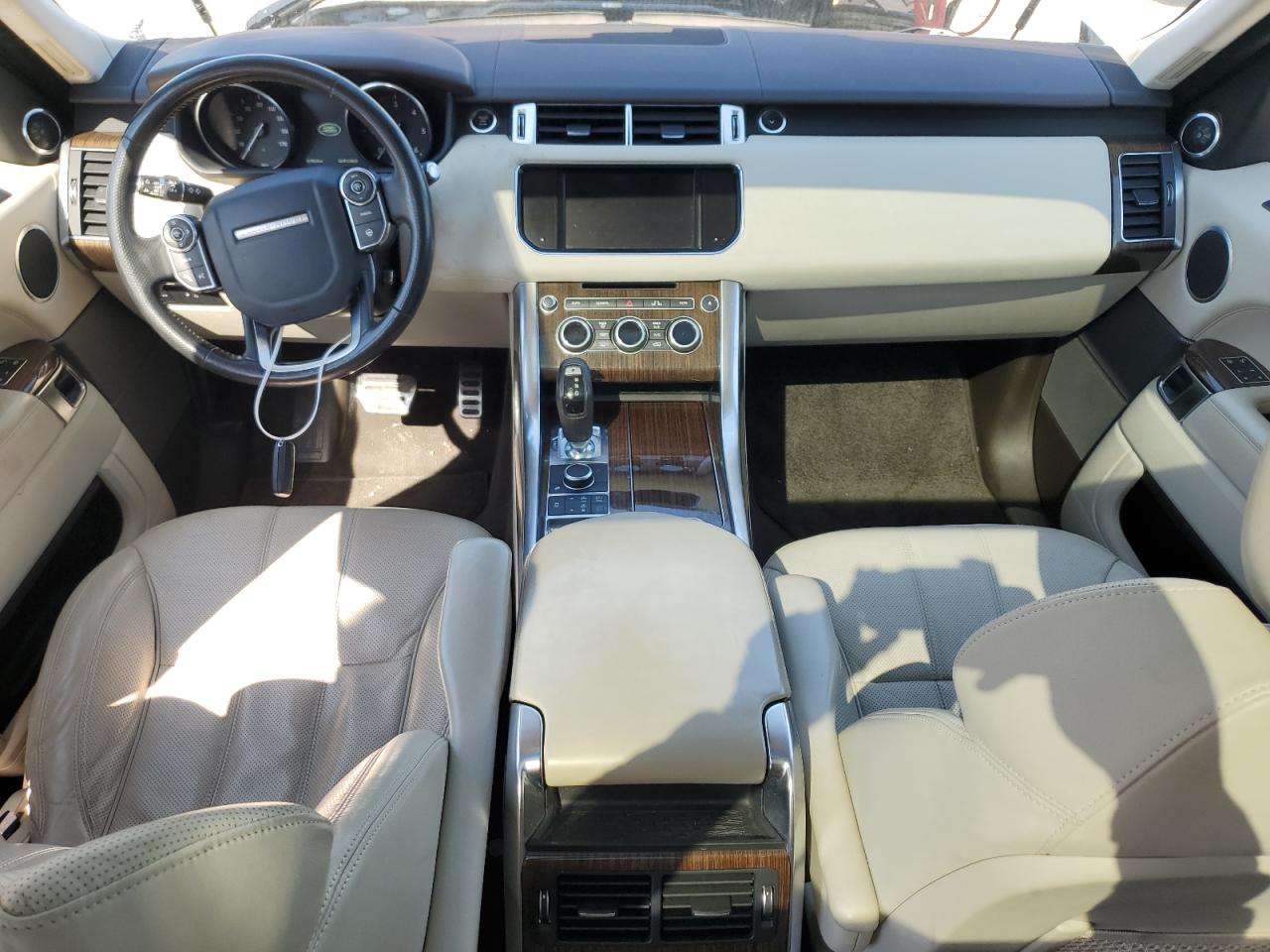 2016 Land Rover Range Rover - Image 8