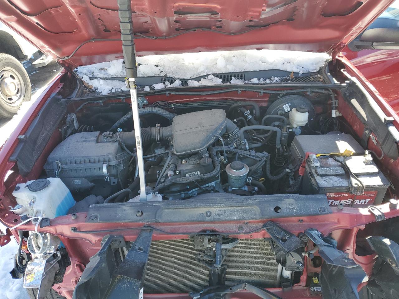 2019 Toyota Tacoma - Image 11
