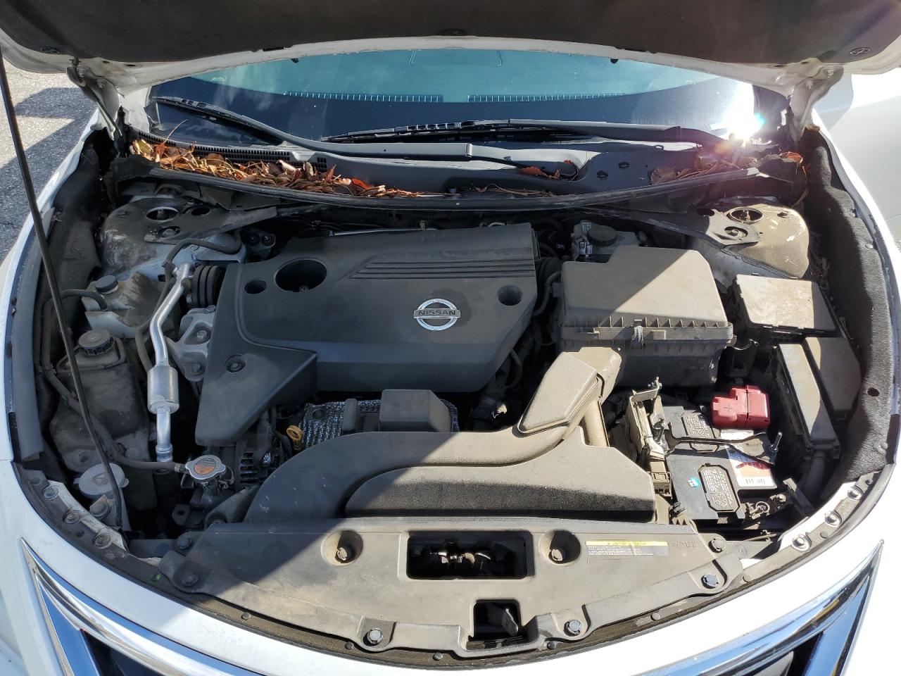 2015 Nissan Altima - Image 11