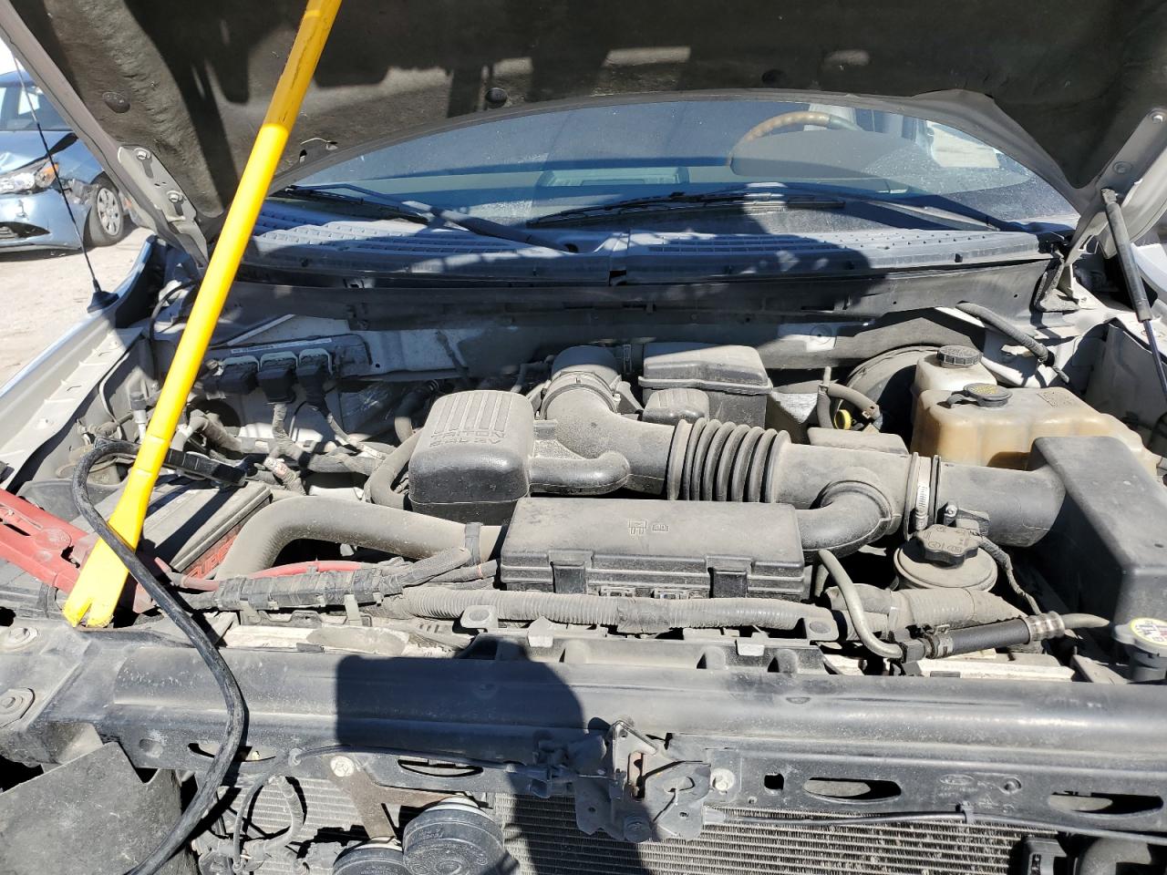 2010 Ford F-150 - Image 12