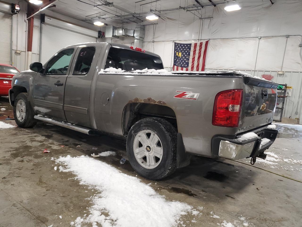2013 Chevrolet Silverado - Image 2