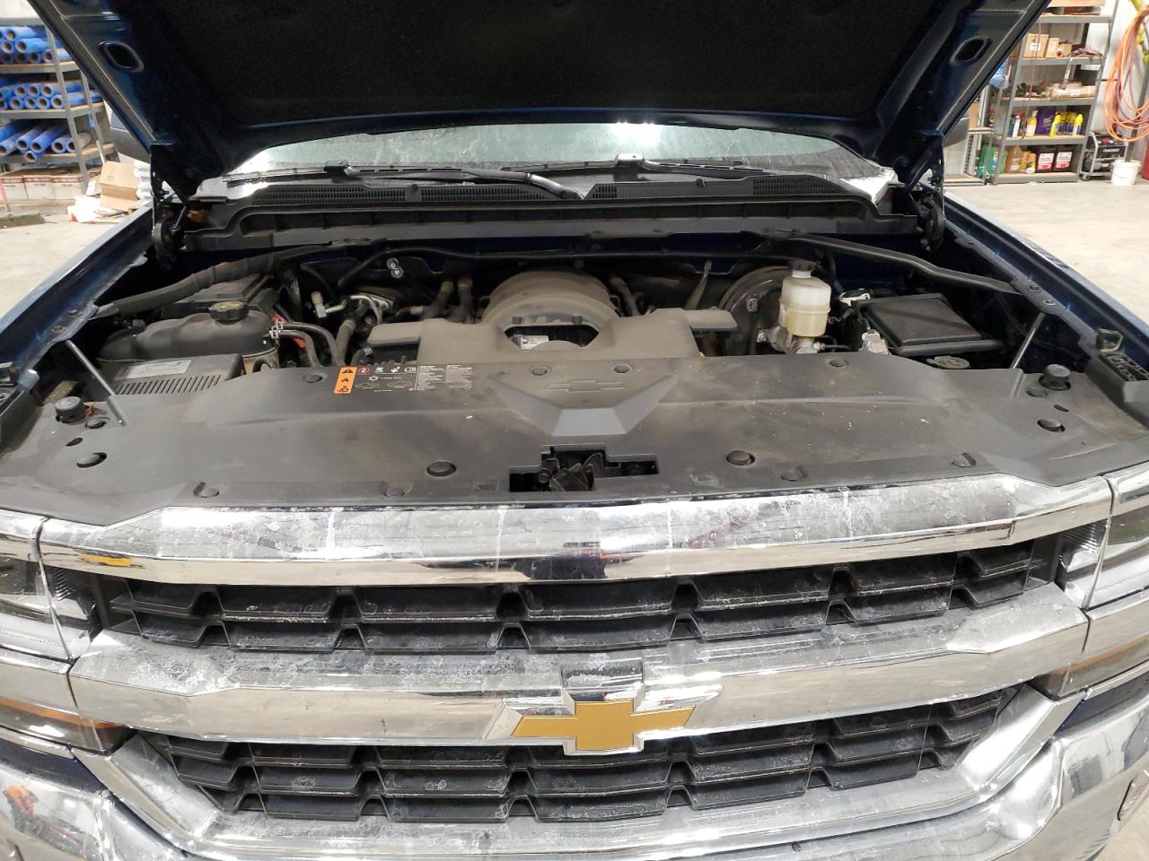 2018 Chevrolet Silverado - Image 12