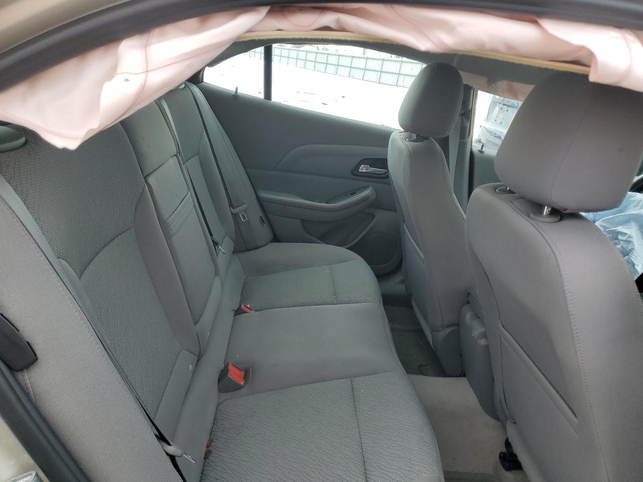 2013 Chevrolet Malibu - Image 10