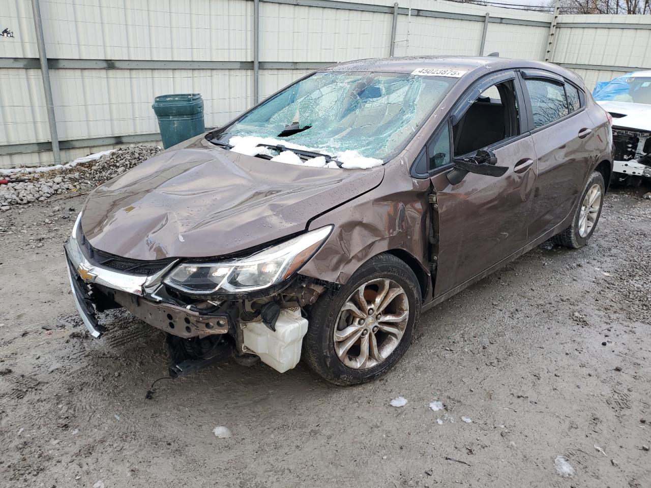 2019 Chevrolet Cruze - Image 1