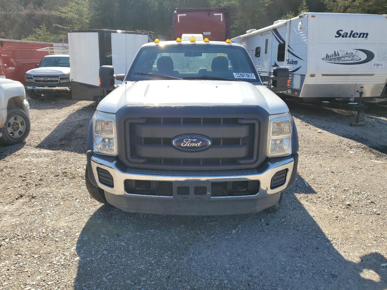 2013 Ford F550 - Image 5