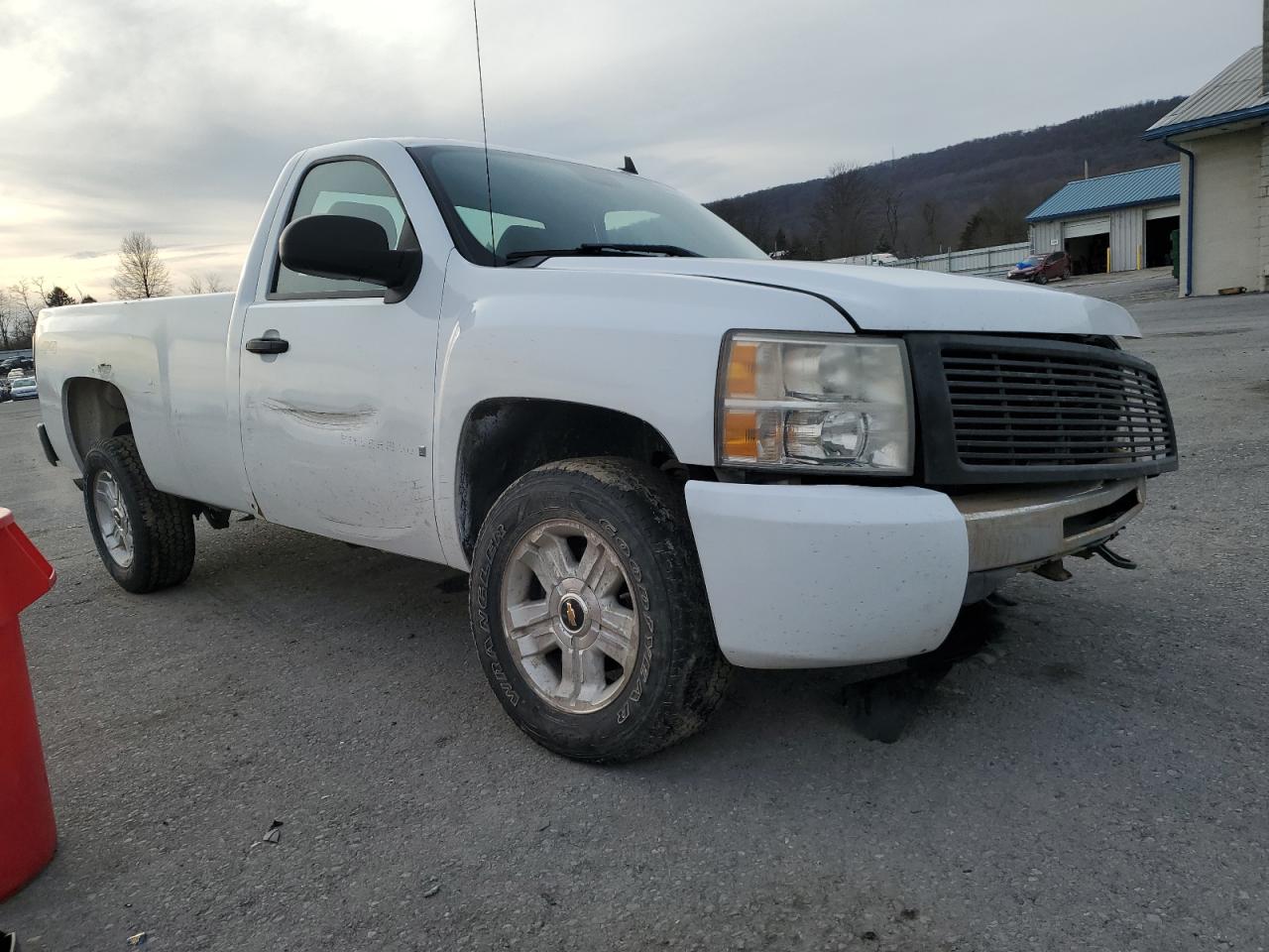 2008 Chevrolet Silverado - Image 4