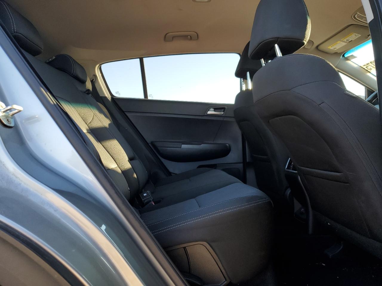 2021 Kia Sportage - Image 11