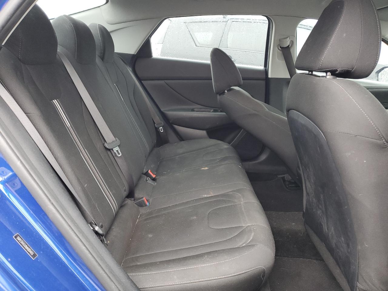 2021 Hyundai Elantra - Image 10