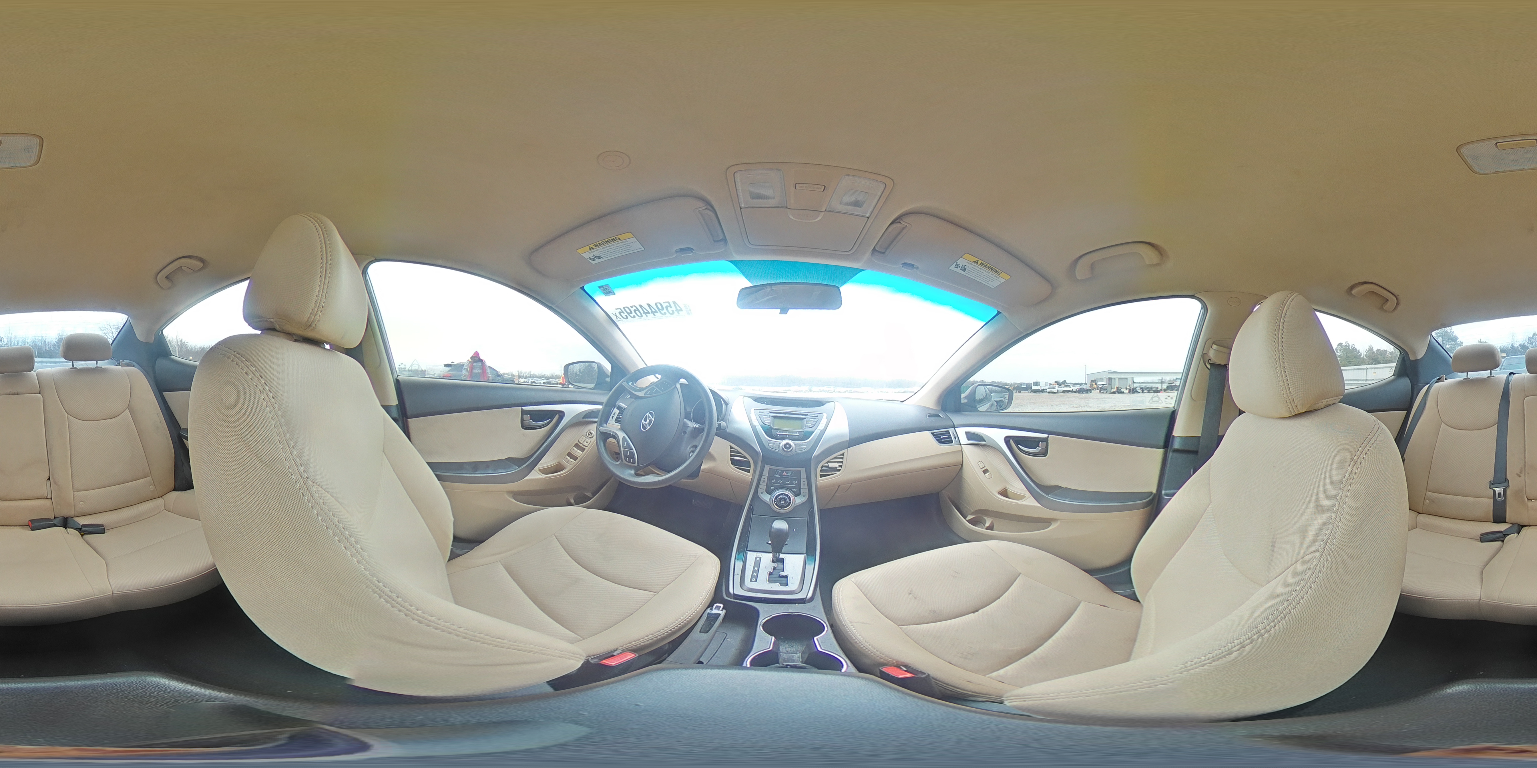 2013 Hyundai Elantra - Image 12
