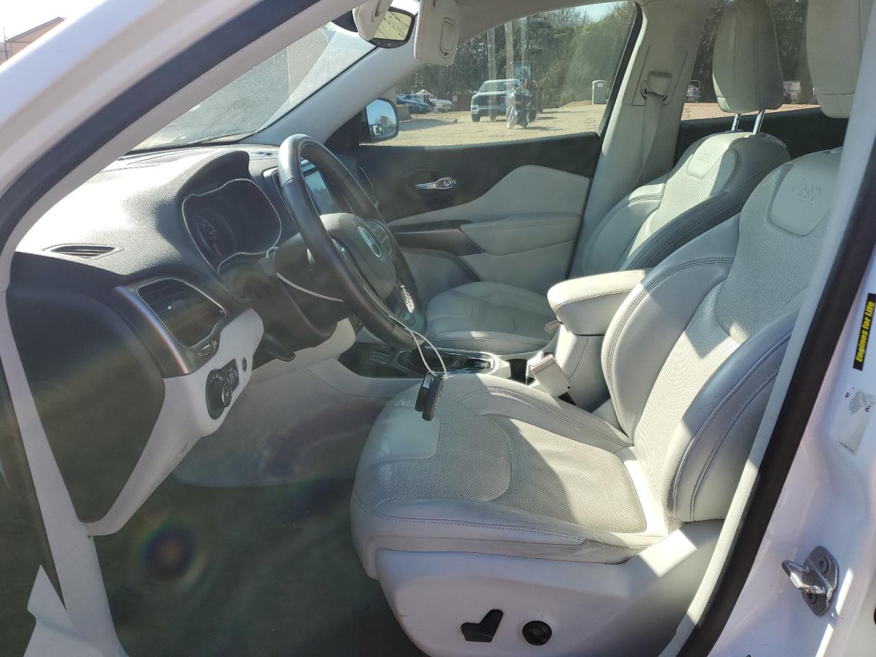 2019 Jeep Grand Cherokee - Image 7