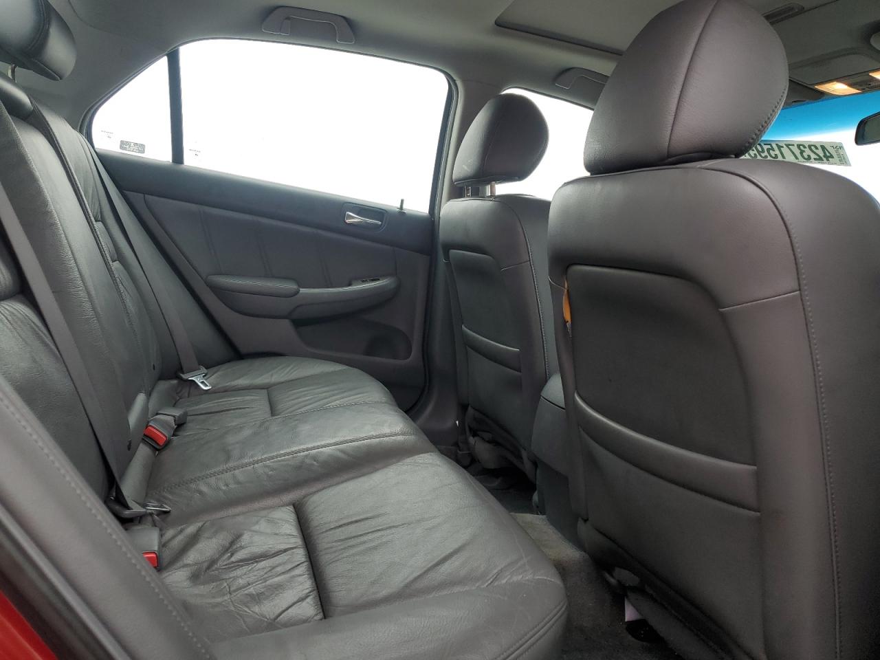 2007 Honda Accord - Image 10