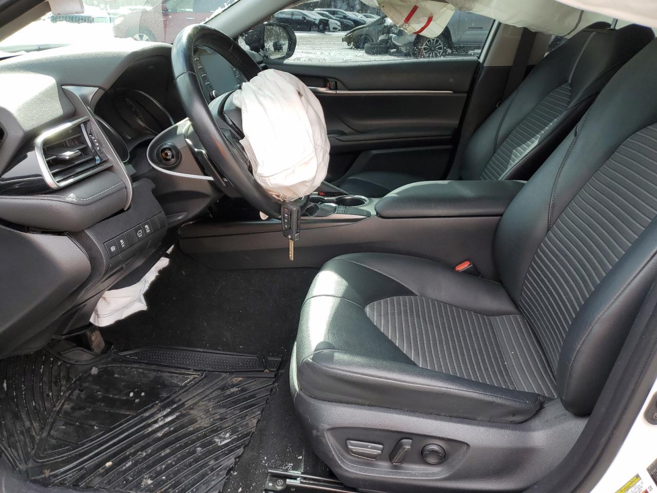 2023 Toyota Camry - Image 7