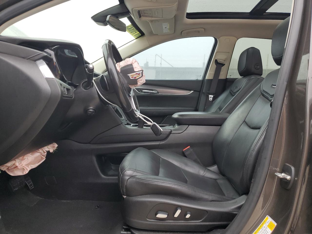 2019 Cadillac XT5 - Image 7