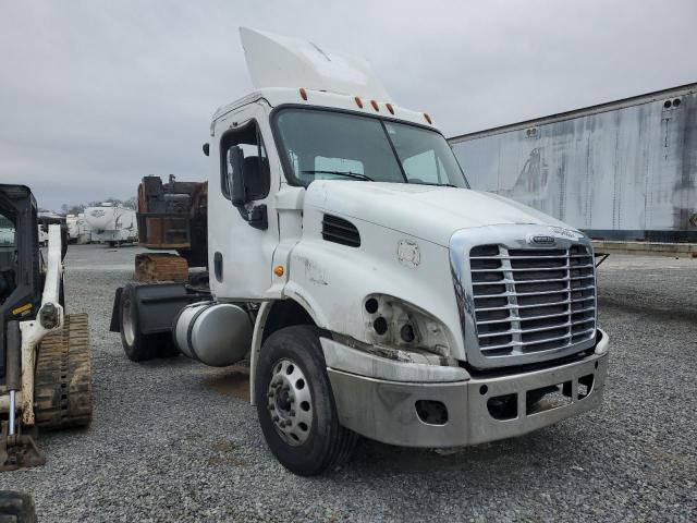 2016 Freightliner Cascadia 113 