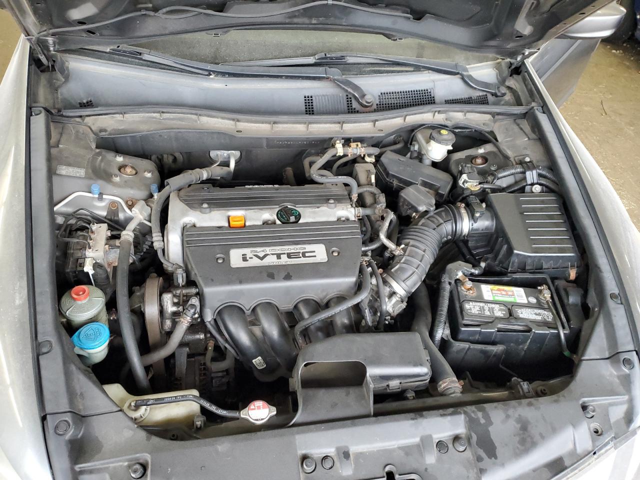 2009 Honda Accord - Image 11
