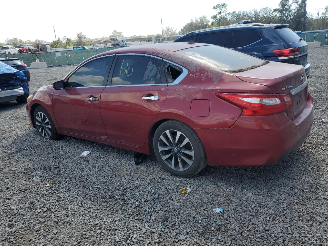 2017 Nissan Altima - Image 2