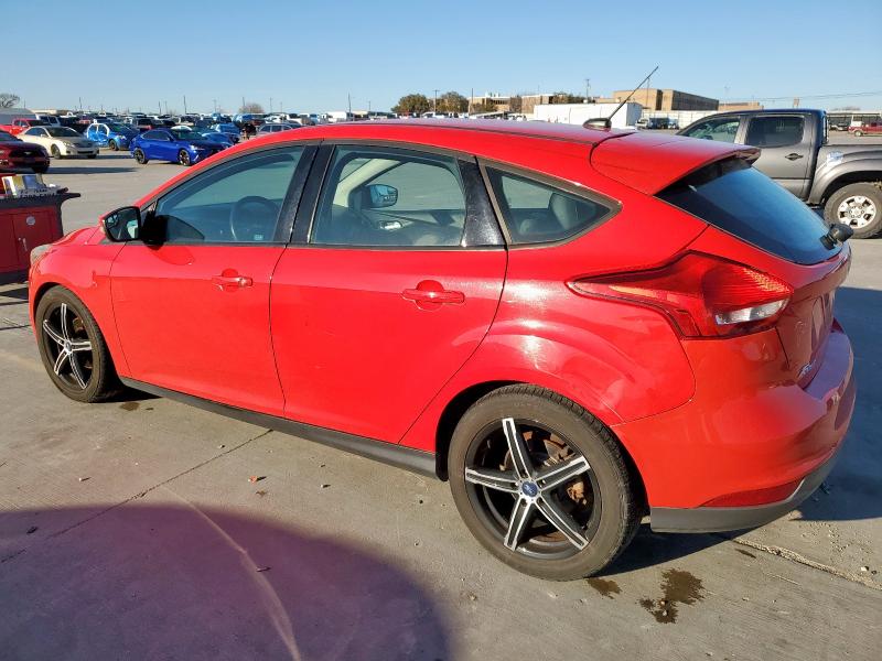  FORD FOCUS 2015 Червоний