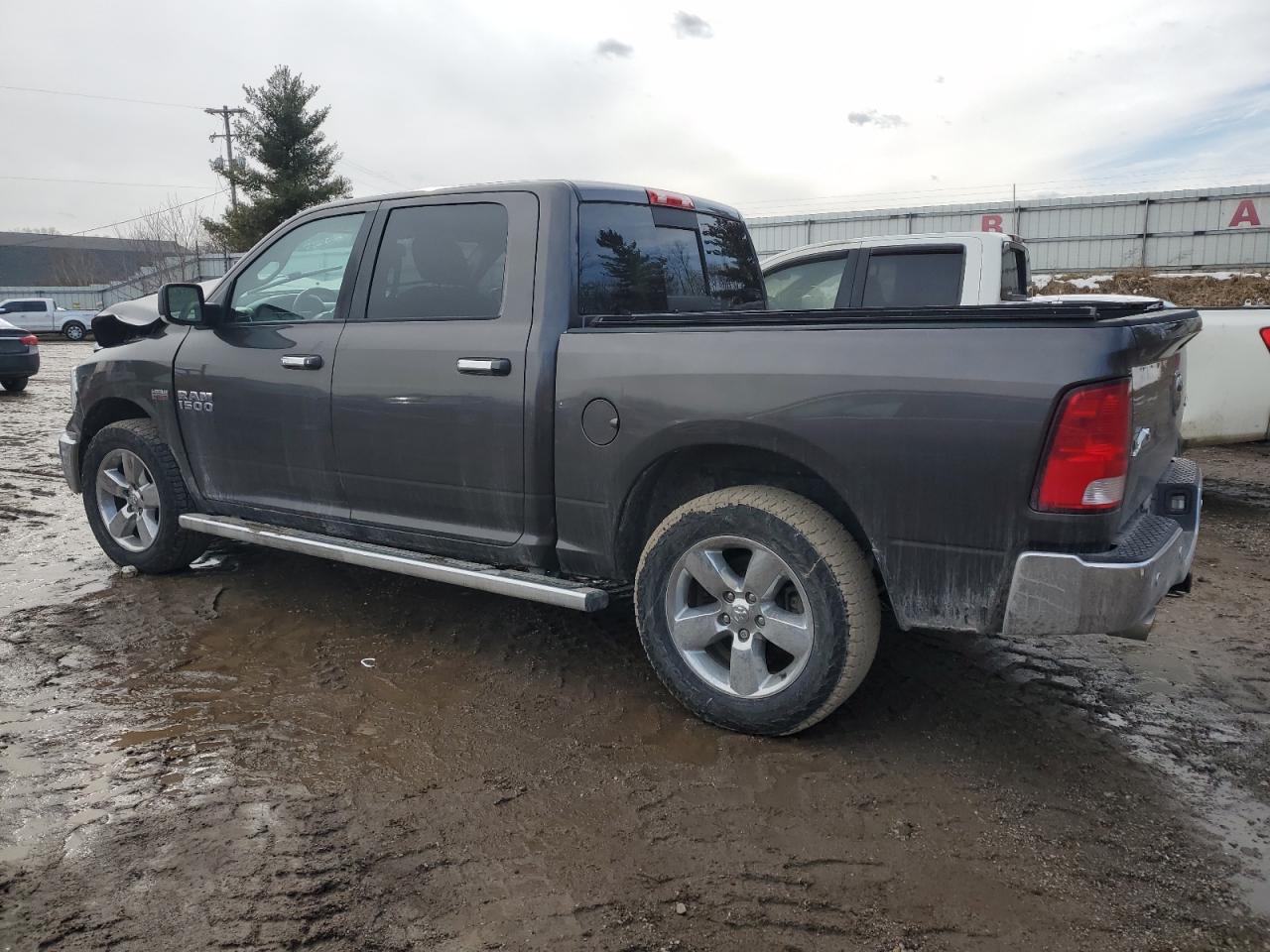 2017 RAM 1500 - Image 2