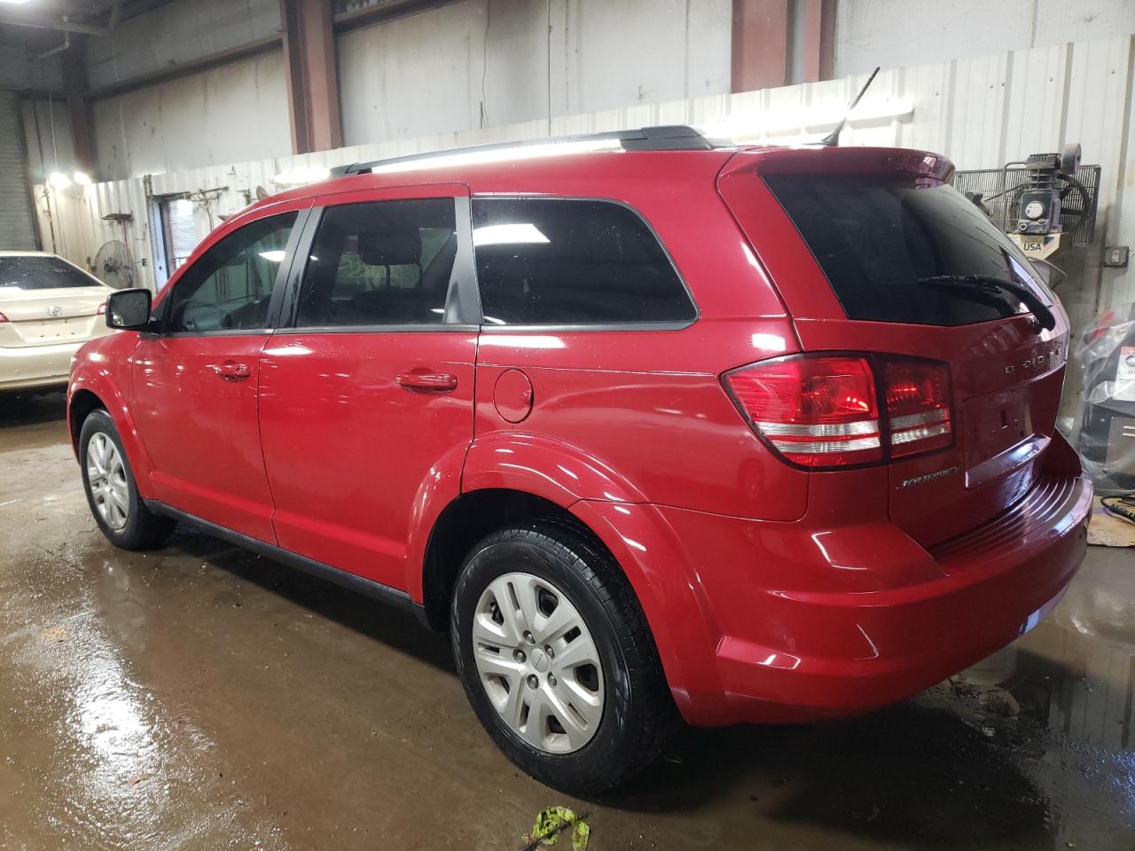 2017 Dodge Journey - Image 2