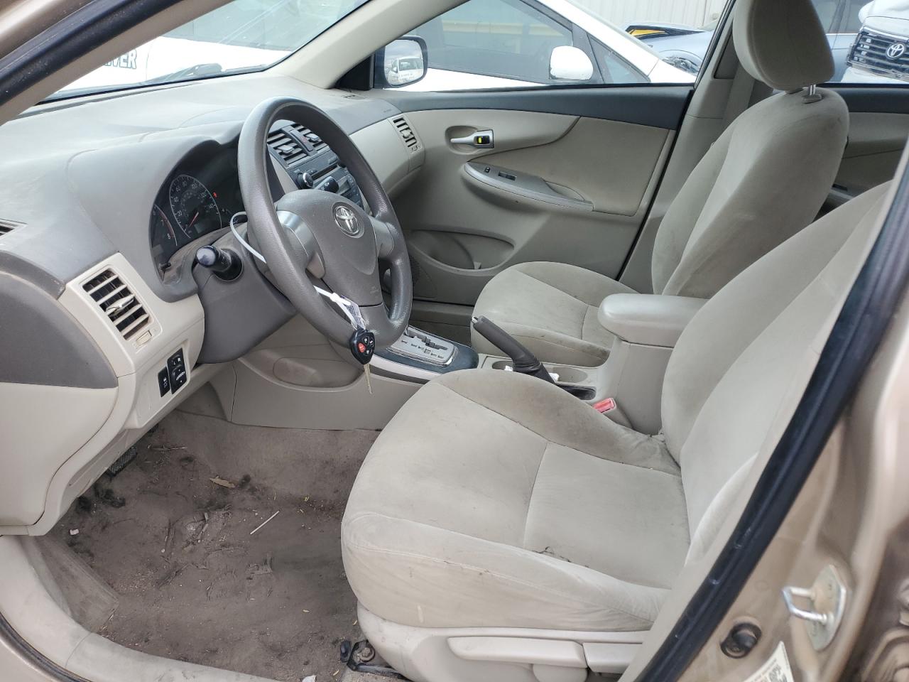 2010 Toyota Corolla - Image 7
