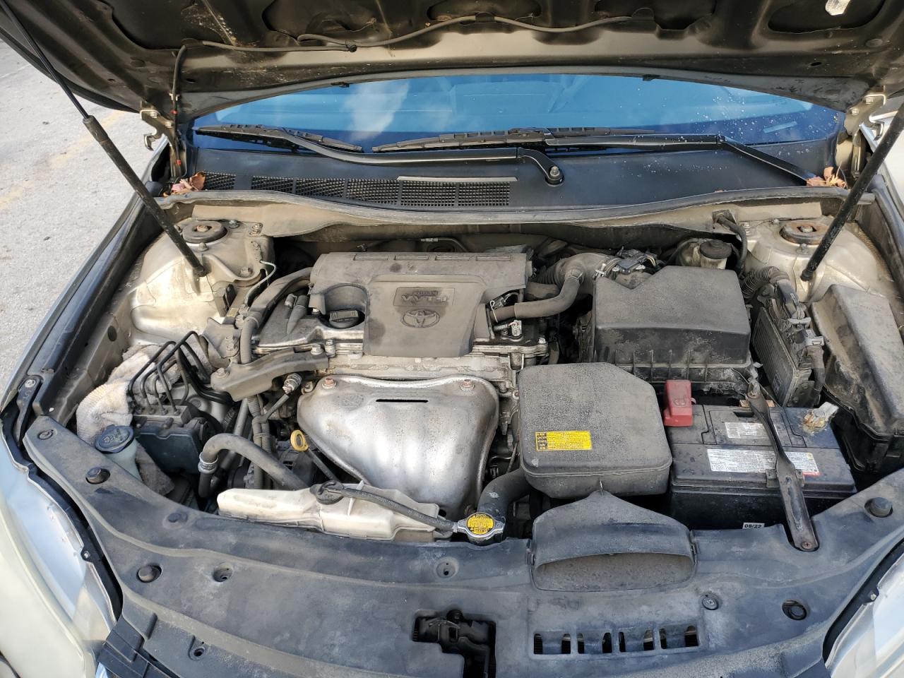 2015 Toyota Camry - Image 11
