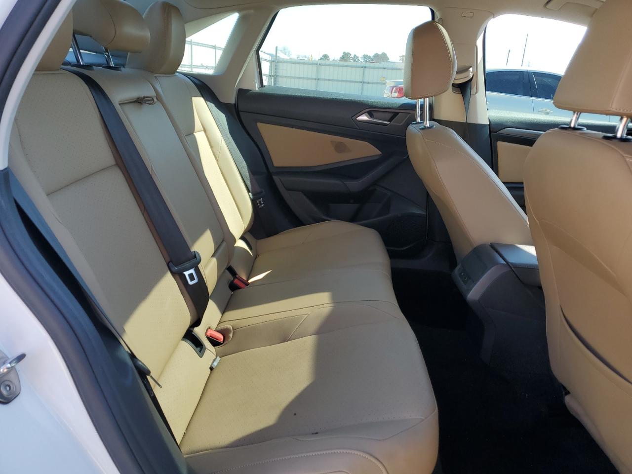 2019 Volkswagen Jetta - Image 11